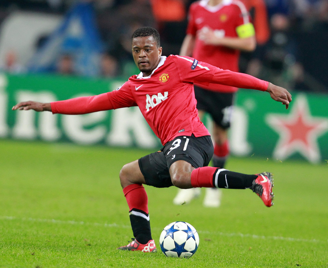 强大阵容的 强大阵容的